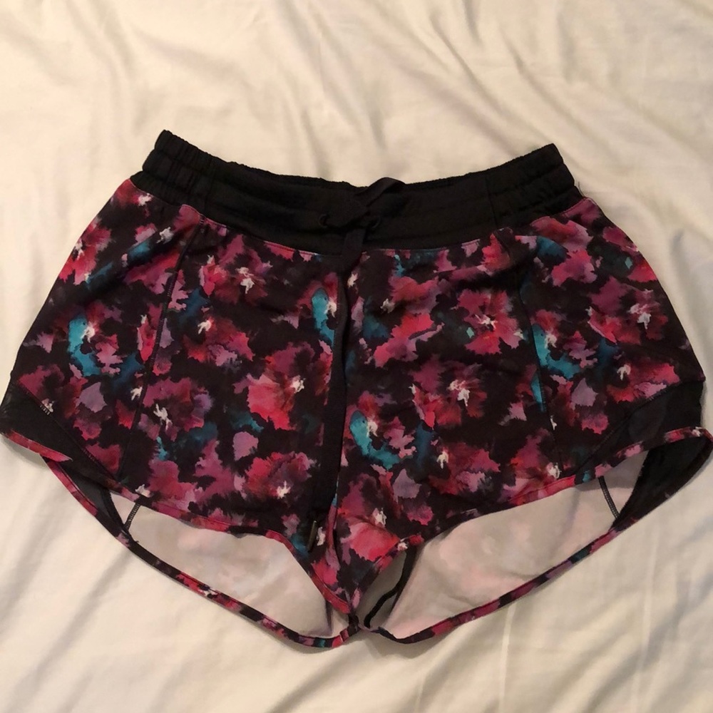 Lululemon Hotty Hot Short long